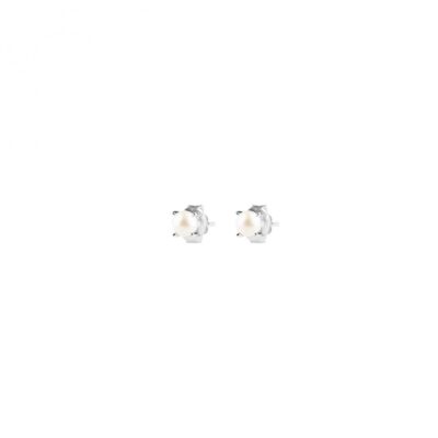 petite-pearl-studs-690-sek-1400x1400