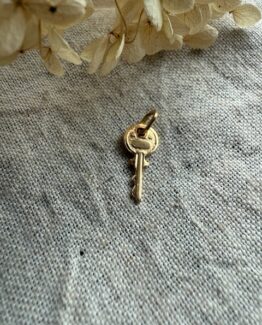 18K Vintage - Hängsmycke nyckel