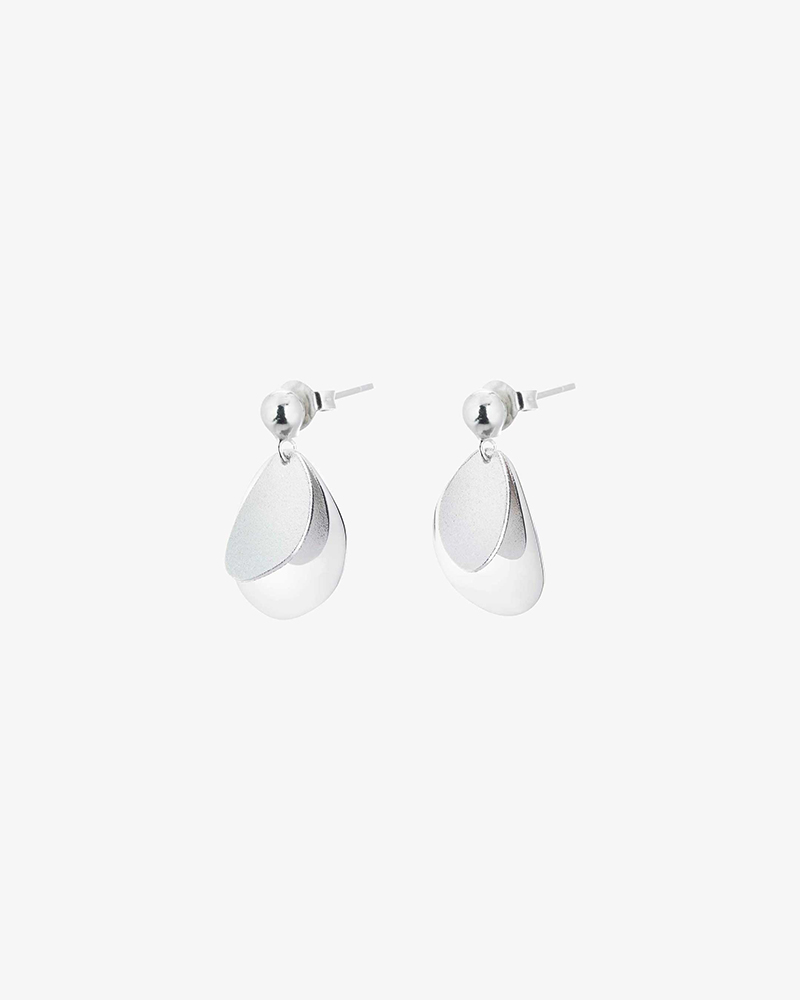 Drakenberg Sjölin- Silverörhängen Lakeside drop studs
