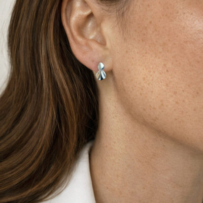 Drakenberg Sjölin - Silverörhängen Hortensia drop studs