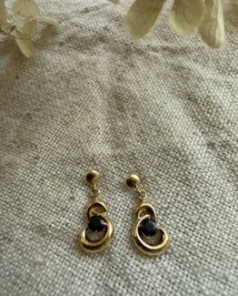 18K Vintage - Örhängen med mörkblå sten
