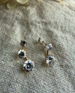 18K Vintage - Örhänge med 3 vita stenar