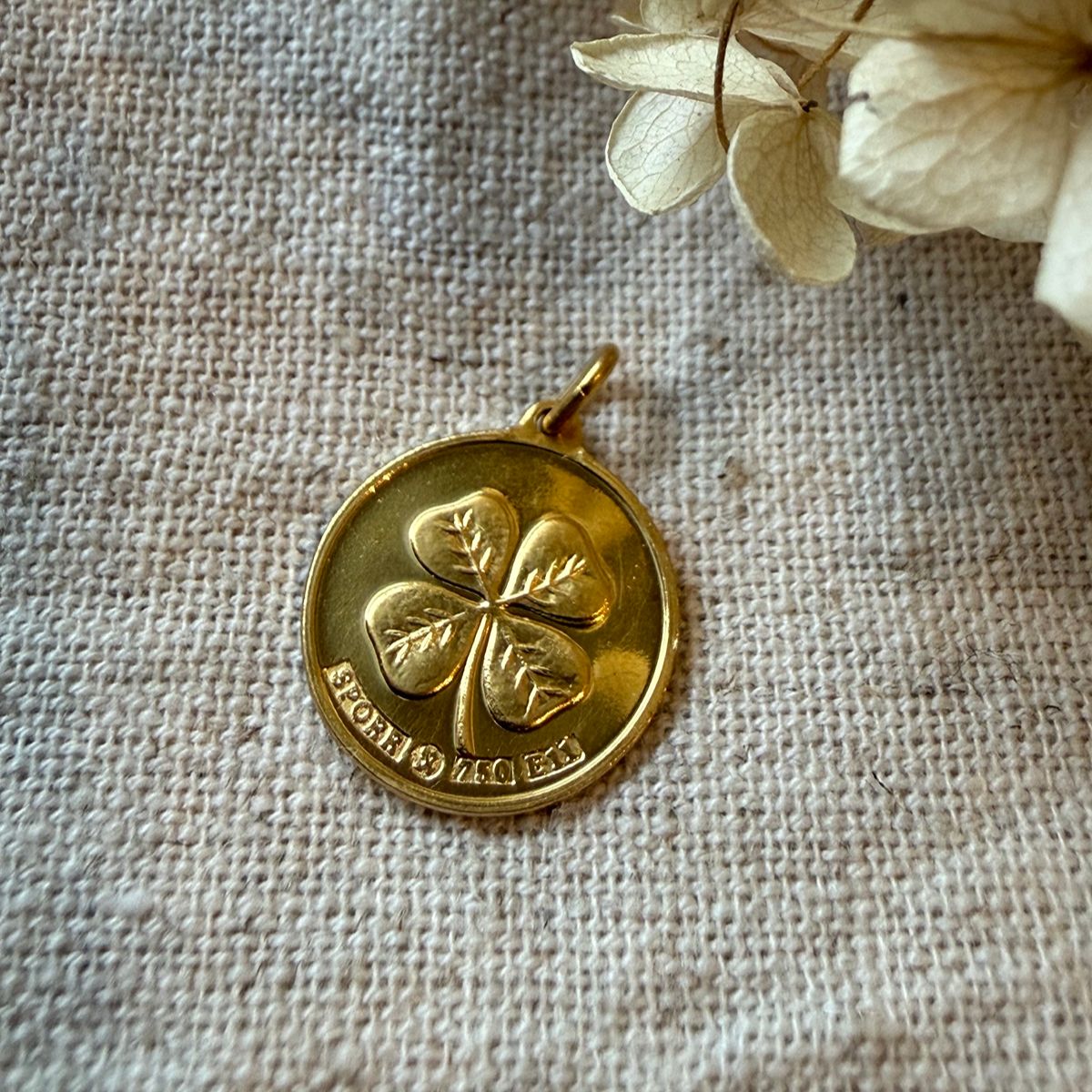 18K Vintage - Hängsmycke Lycka